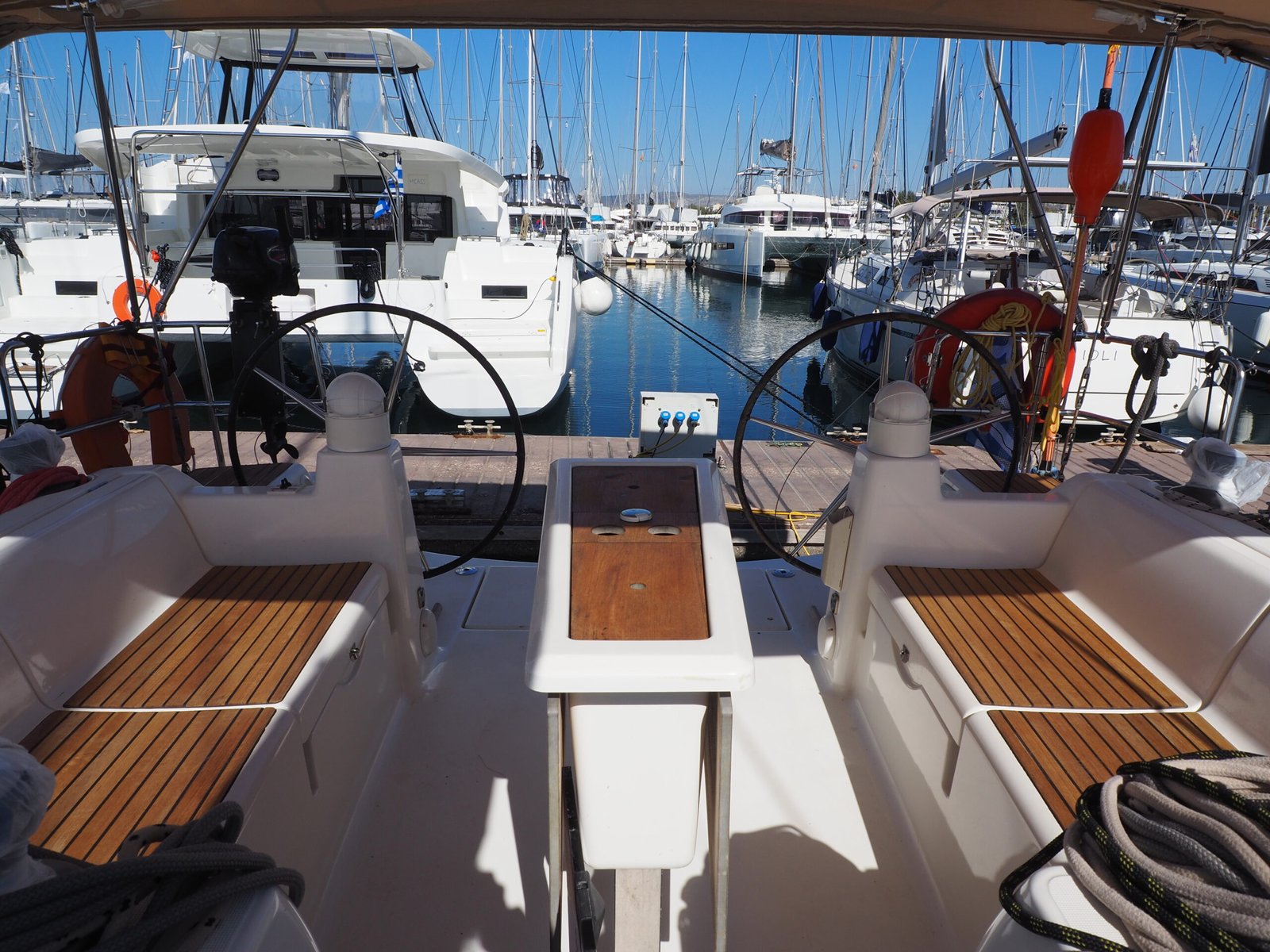 Back side of the sailing vessel